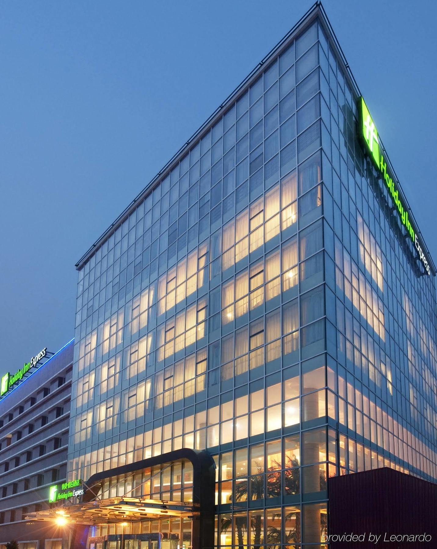 Holiday Inn Express Tianjin Dongli, An Ihg Hotel Exterior photo